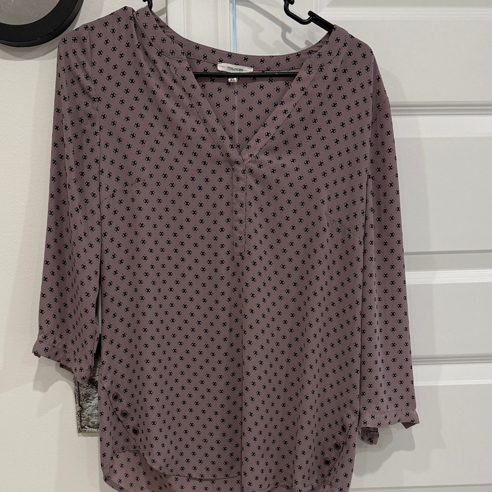 Maurices Dusty Pink Blouse with Star Design